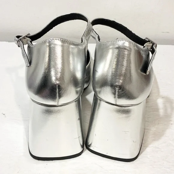 Torrid Metallic Silver Platform Block Heel D'orsay Mary Jane Size 9WW - Picture 3 of 6